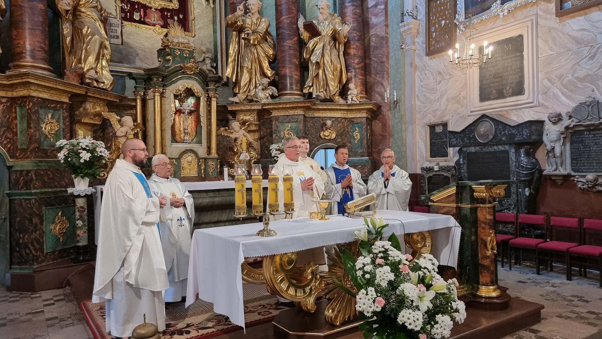 Odpust parafialny ku czci Matki Bożej Anielskiej Parafia Paradyż